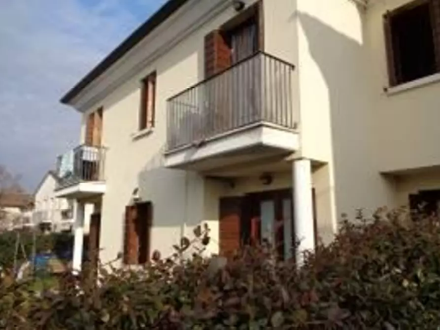 Immagine 5 di Appartamento in vendita  in Via Enrico Fermi a Carbonera