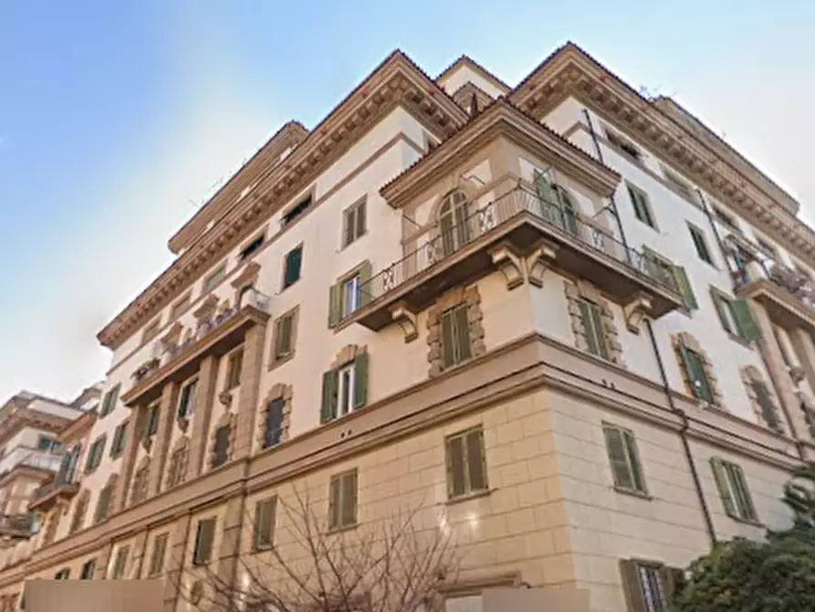 Immagine 10 di Appartamento in vendita  in Via Terni a Roma