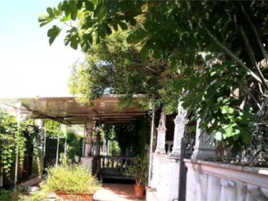 Immagine 7 di Appartamento in vendita  in Via Francesco Cilea a Roma