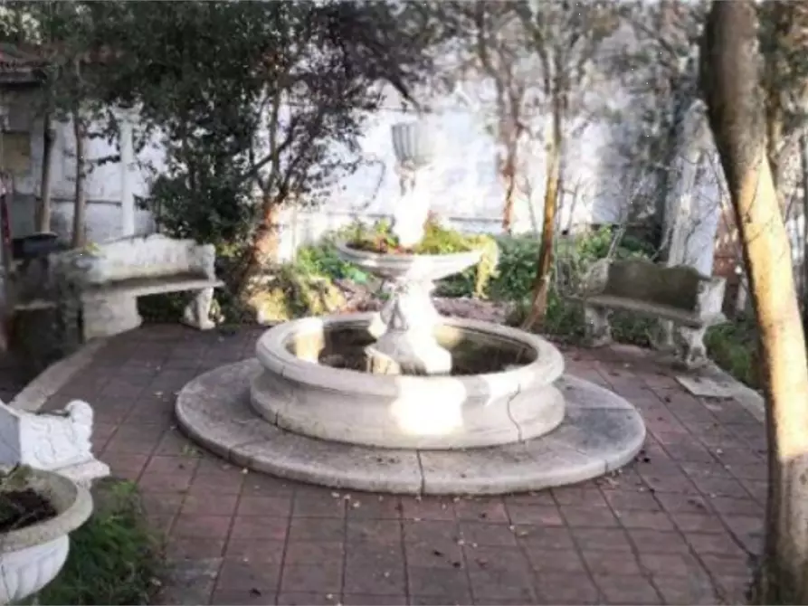 Immagine 8 di Appartamento in vendita  in Via Francesco Cilea a Roma