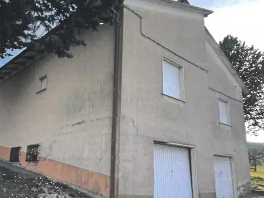 Immagine 4 di Casa indipendente in vendita  in Strada dei Magalotti a Frontone
