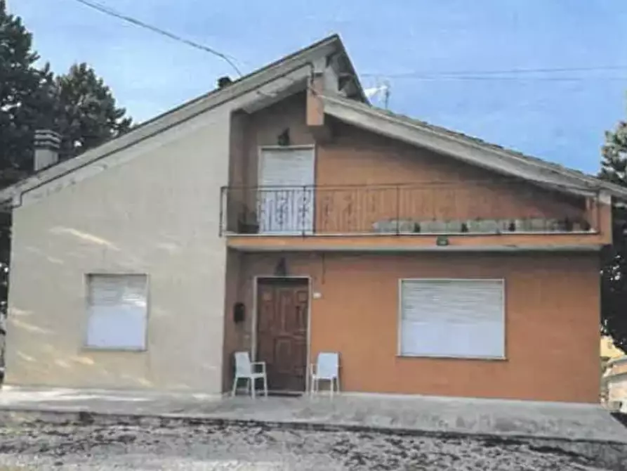 Immagine 7 di Casa indipendente in vendita  in Strada dei Magalotti a Frontone