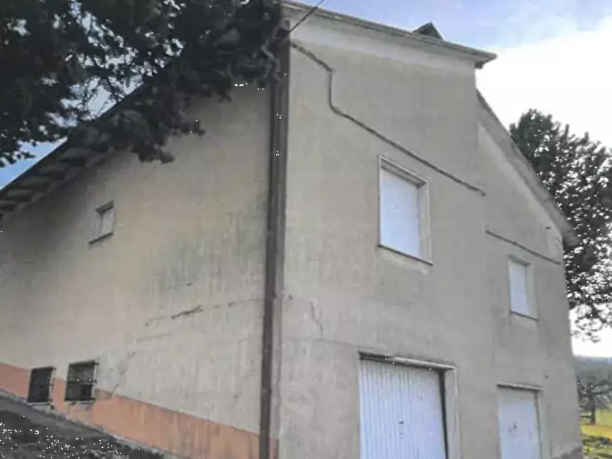 Immagine 14 di Casa indipendente in vendita  in Strada dei Magalotti a Frontone