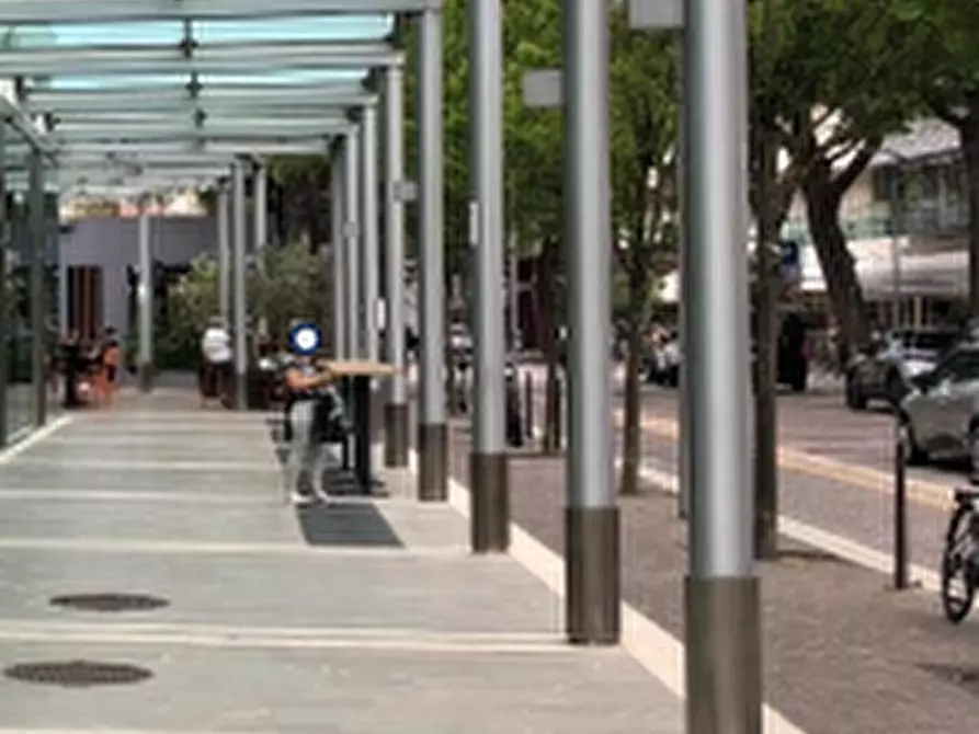 Immagine 6 di Negozio in vendita  in Piazza Giosuè Carducci a Jesolo