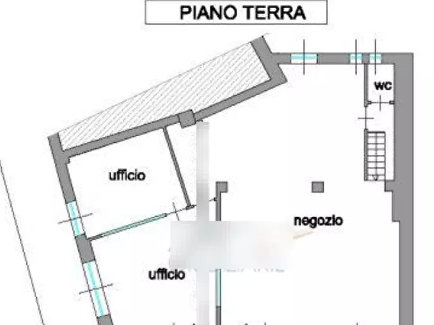 Immagine 17 di Negozio in vendita  in Via Tagliamento, a Brescia