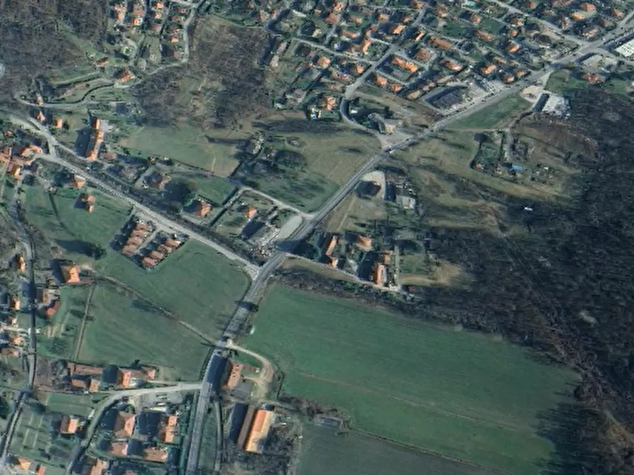 Immagine 14 di Appartamento in vendita  in Via Roma  a Casalzuigno