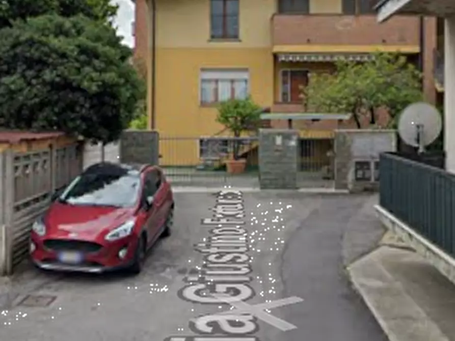 Immagine 16 di Negozio in vendita  in Via Giustino Fortuna a Paderno Dugnano