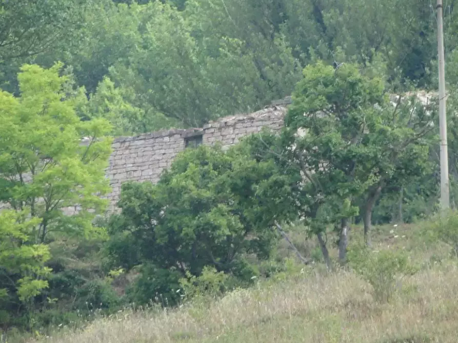 Immagine 2 di Rustico / casale in vendita  in Loc. Belvedere a Cantiano