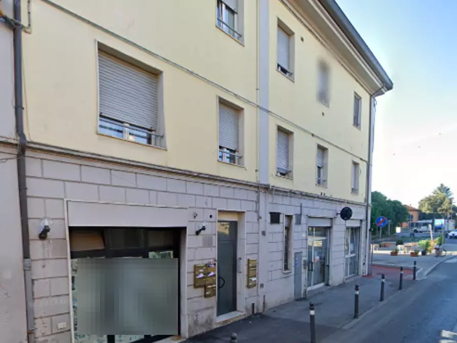 Immagine 8 di Negozio in vendita  in Via del Portonaccio a Forli'