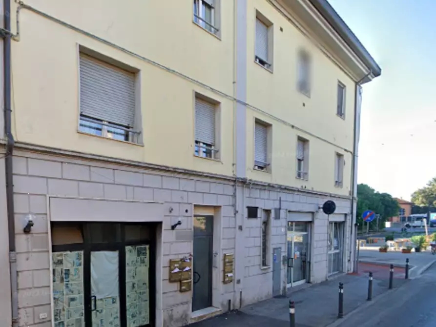 Immagine 9 di Negozio in vendita  in Via del Portonaccio a Forli'
