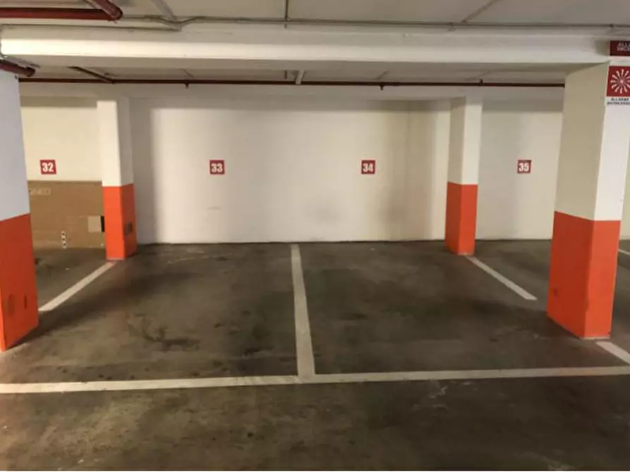 Immagine 1 di Posto auto in vendita  in Via Francesco Daverio  a Forli'