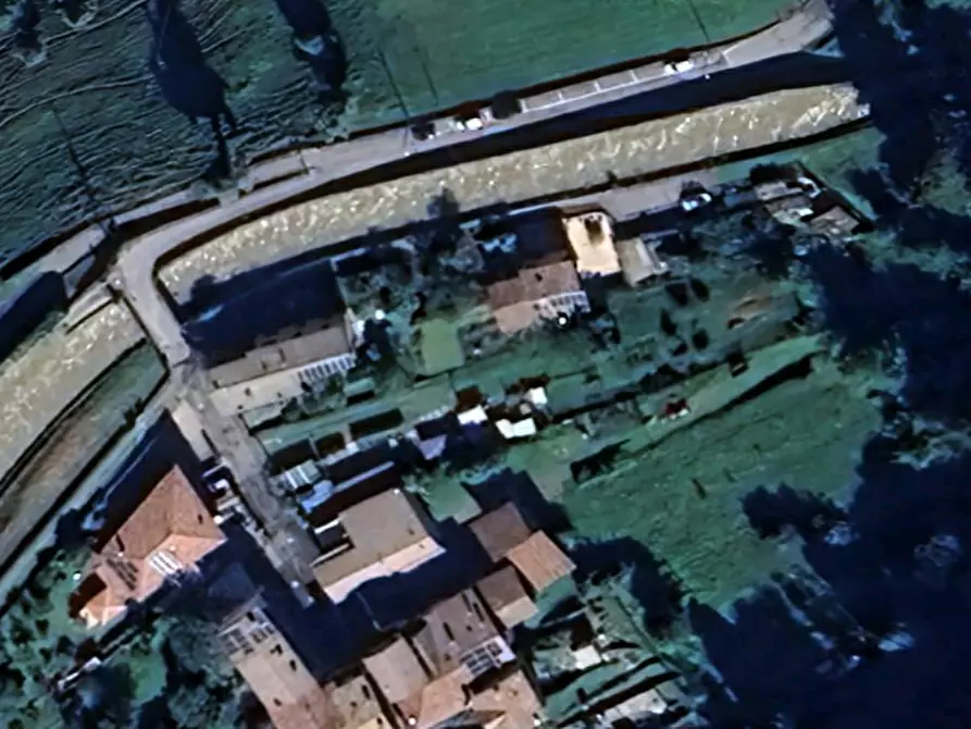 Immagine 15 di Capannone industriale in vendita  in Via Follo a Caino