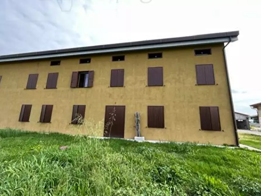 Immagine 4 di Casa indipendente in vendita  in Via Zambone a Quistello