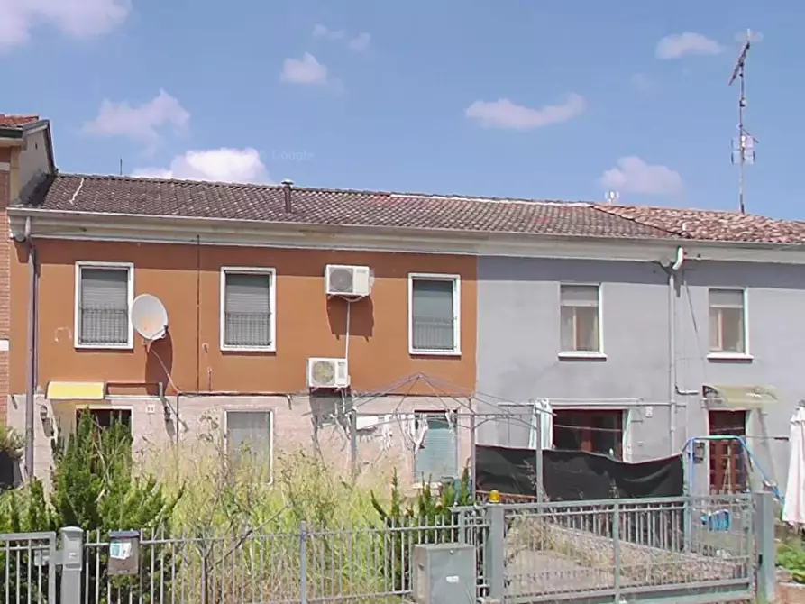 Immagine 3 di Casa indipendente in vendita  in Via Pecorara a Viadana