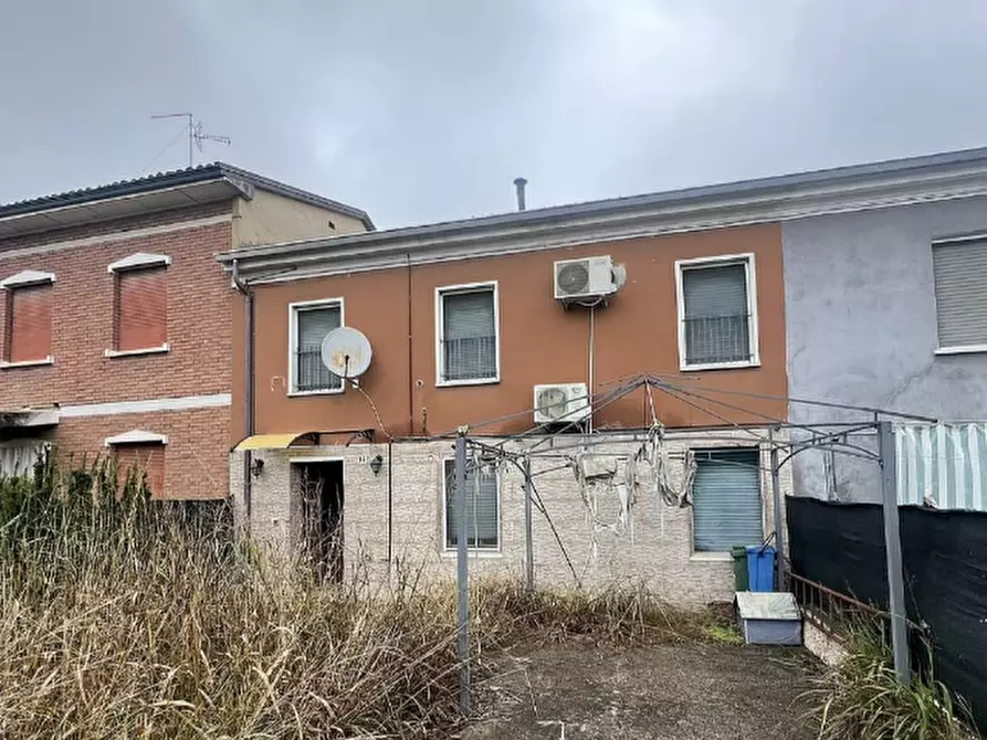 Immagine 10 di Casa indipendente in vendita  in Via Pecorara a Viadana