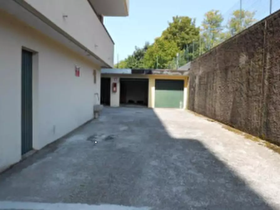 Immagine 12 di Appartamento in vendita  in Via Revedole a Pordenone
