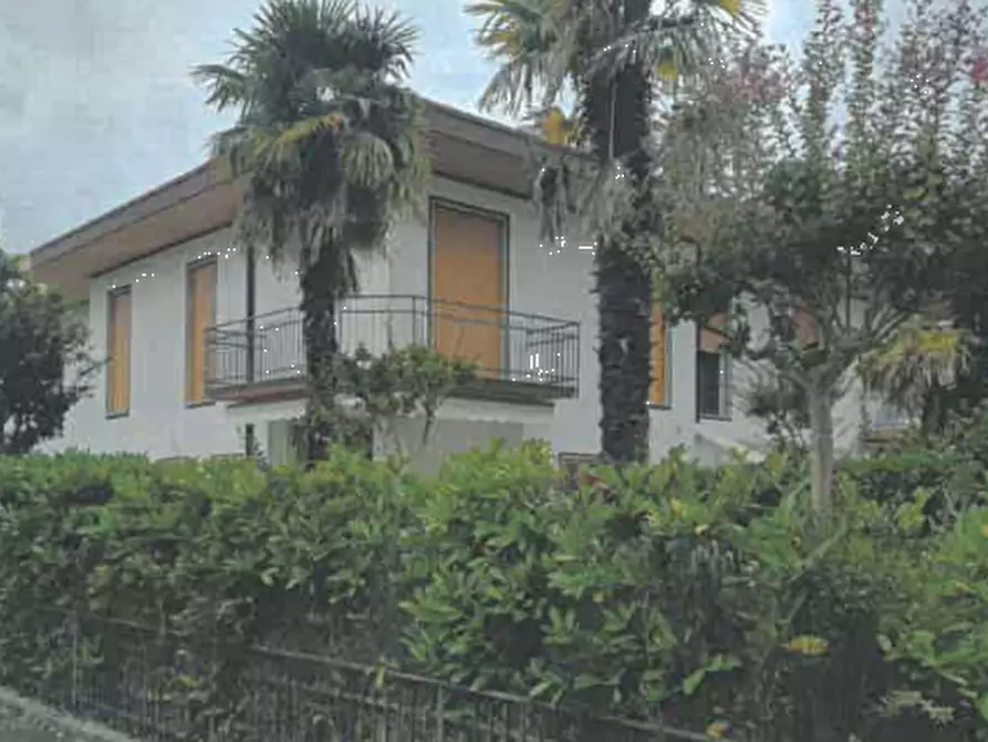 Immagine 3 di Villetta a schiera in vendita  in  Via Giovanni Da Verazzano a Caorle