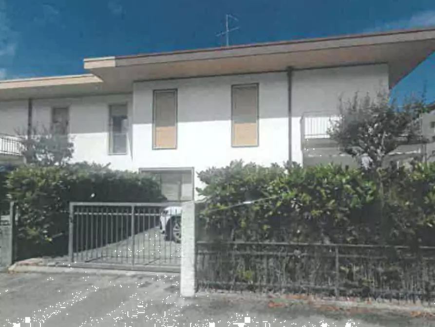 Immagine 6 di Villetta a schiera in vendita  in  Via Giovanni Da Verazzano a Caorle