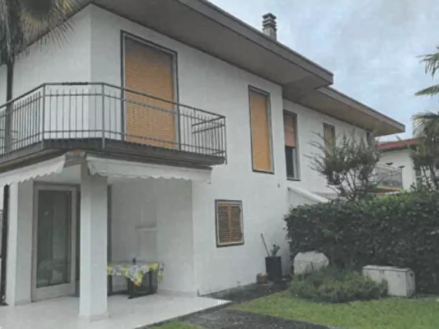 Immagine 9 di Villetta a schiera in vendita  in  Via Giovanni Da Verazzano a Caorle