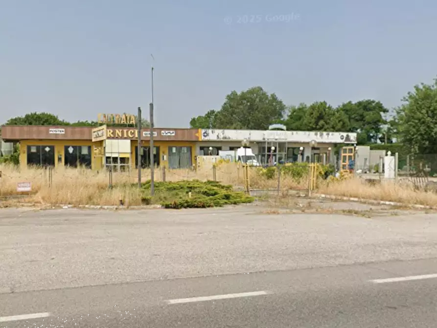 Immagine 3 di Capannone industriale in vendita  in Via Romea a Comacchio