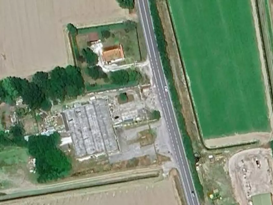 Immagine 7 di Capannone industriale in vendita  in Via Romea a Comacchio