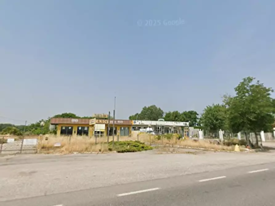 Immagine 10 di Capannone industriale in vendita  in Via Romea a Comacchio