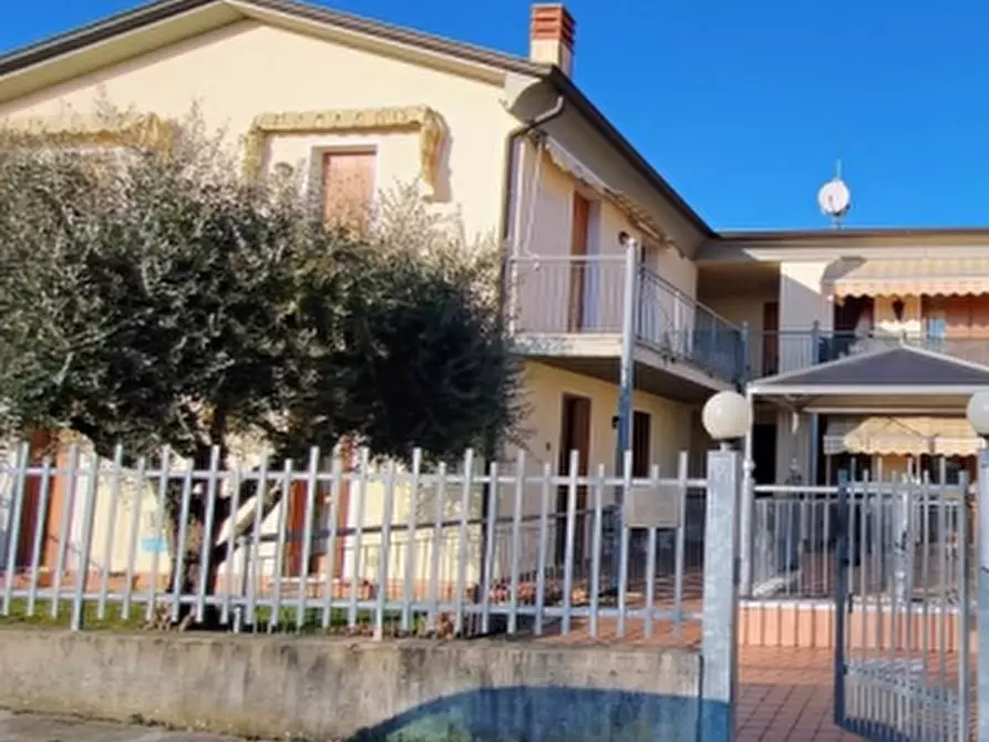 Immagine 6 di Appartamento in vendita  in Via del Volontariato a Castegnero