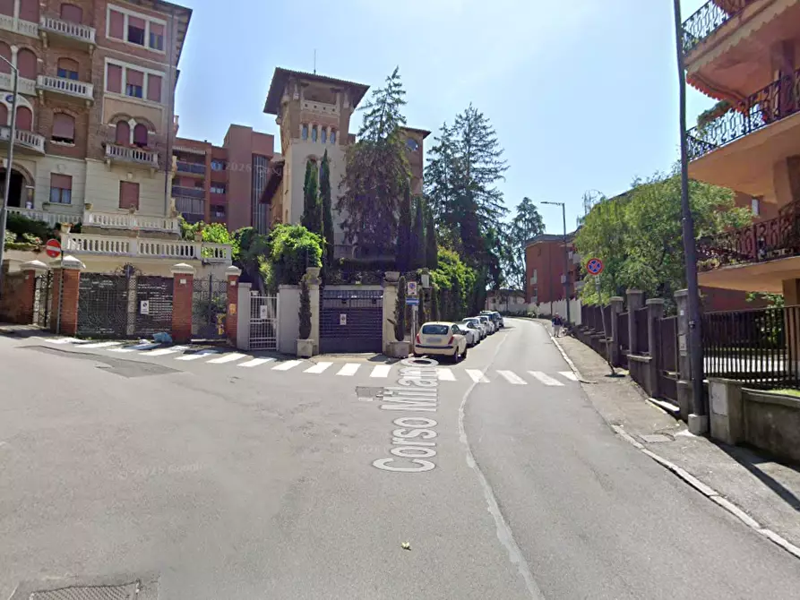 Immagine 11 di Appartamento in vendita  in Corso Milano a Asti