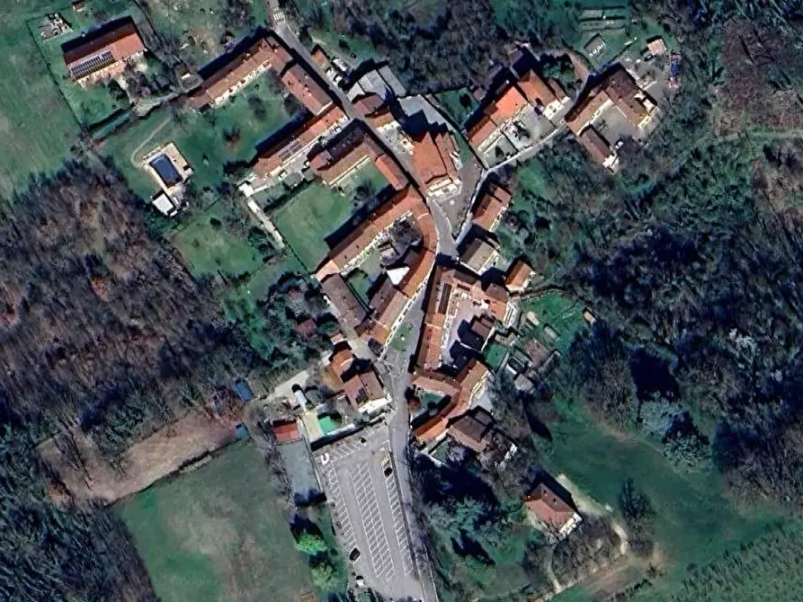 Immagine 25 di Appartamento in vendita  in Piazza Monte Cervino a Maretto