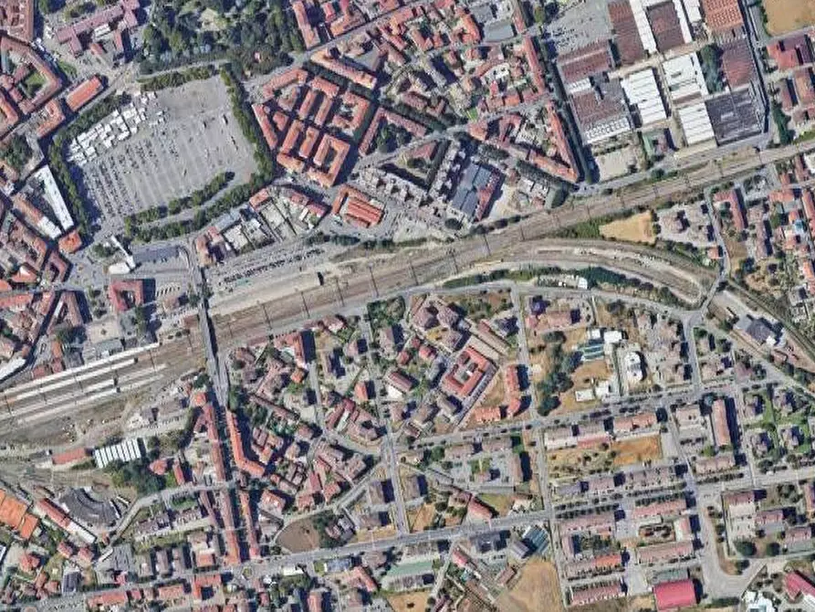 Immagine 9 di Appartamento in vendita  in Via Guttuari a Asti