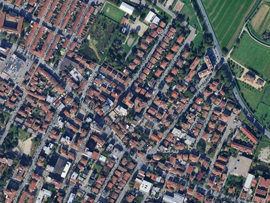 Immagine 17 di Appartamento in vendita  in Via Amilcare Ponchielli a Campi Bisenzio