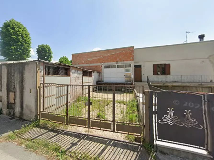 Immagine 10 di Capannone industriale in vendita  in Via Giovanni Agnelli a Campello Sul Clitunno