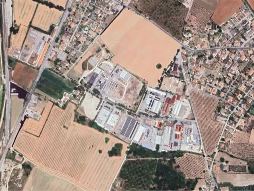 Immagine 13 di Capannone industriale in vendita  in Via Giovanni Agnelli a Campello Sul Clitunno