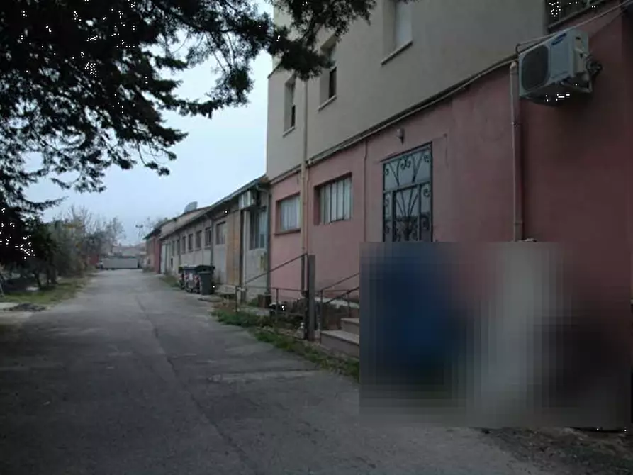 Immagine 5 di Capannone industriale in vendita  in Via Giovanni Agnelli a Campello Sul Clitunno