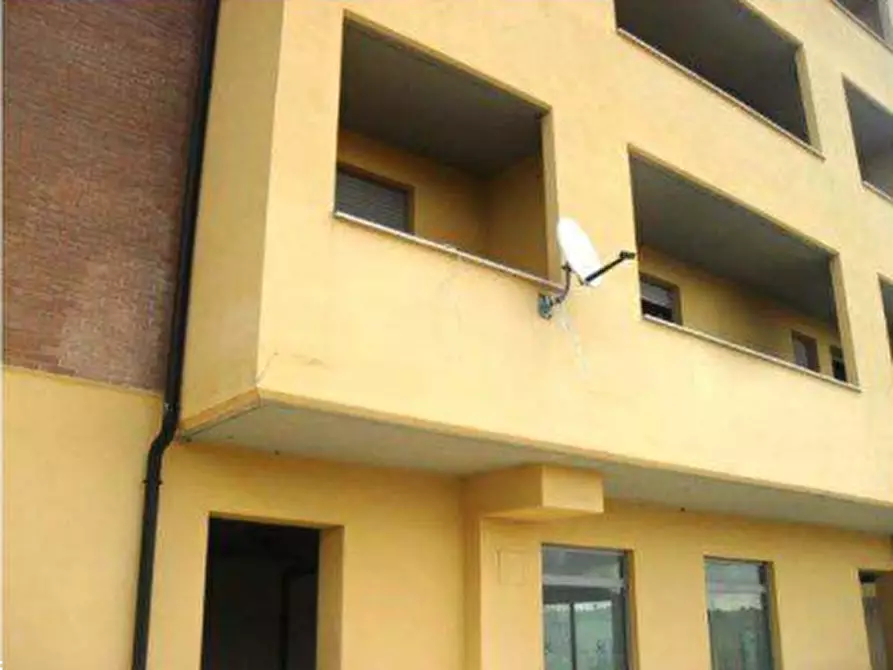 Immagine 8 di Stabile in vendita  in Via Dei Pioppi a Magione