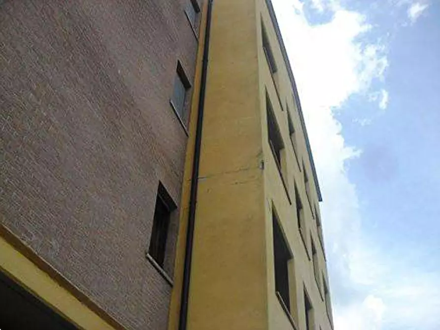 Immagine 12 di Stabile in vendita  in Via Dei Pioppi a Magione