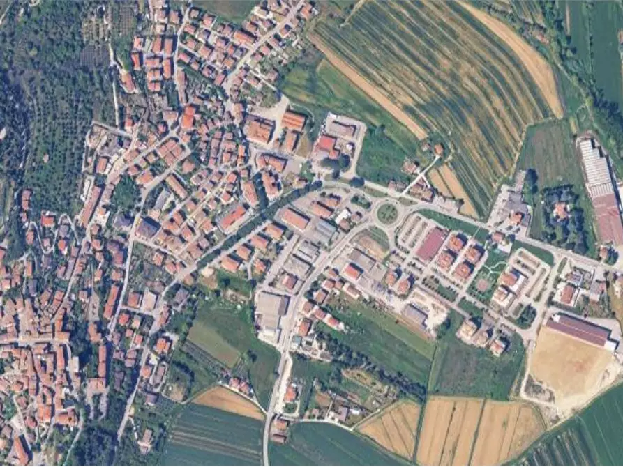 Immagine 21 di Stabile in vendita  in Via Dei Pioppi a Magione