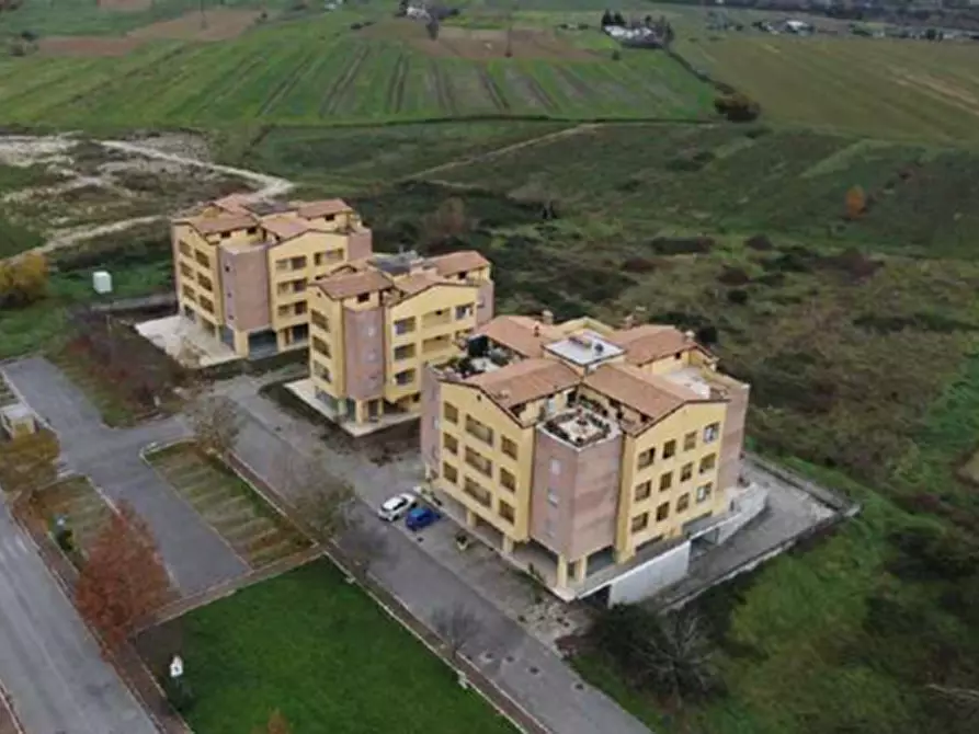 Immagine 20 di Stabile in vendita  in Via dei Pioppi a Magione