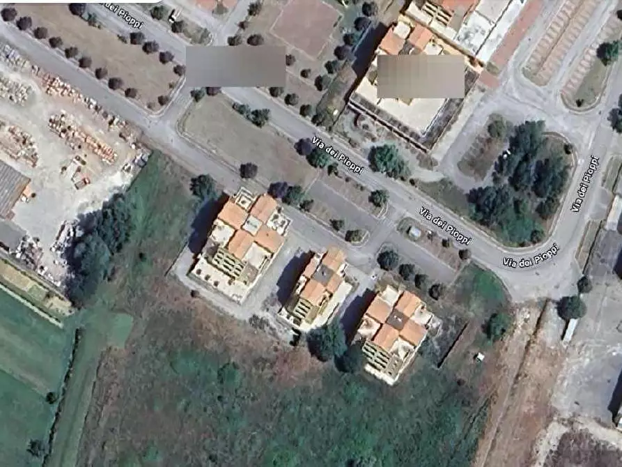 Immagine 21 di Stabile in vendita  in Via dei Pioppi a Magione