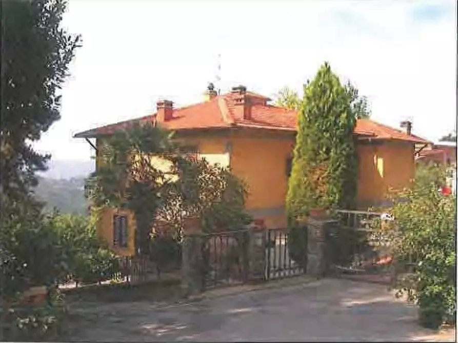 Immagine 1 di Appartamento in vendita  in Localita' Petrognano a Rufina