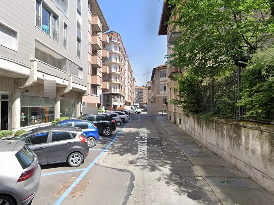 Immagine 11 di Appartamento in vendita  in Via Massimo D'Azeglio a Asti