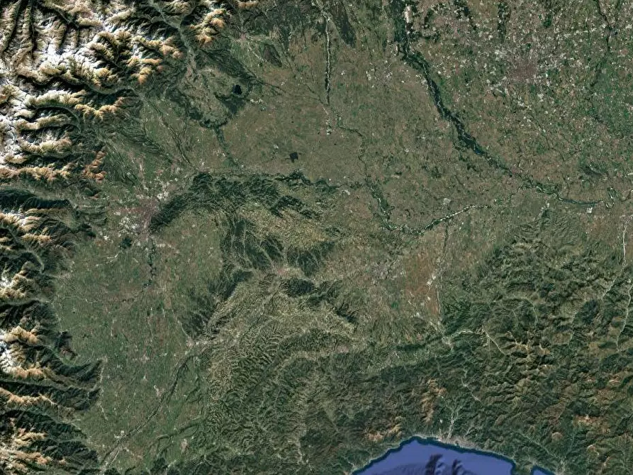 Immagine 12 di Appartamento in vendita  in Via Massimo D'Azeglio a Asti