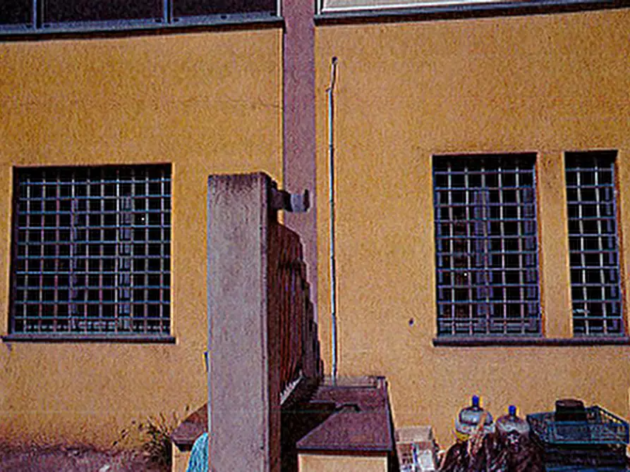 Immagine 3 di Negozio in vendita  in Via Olmini a Panicale