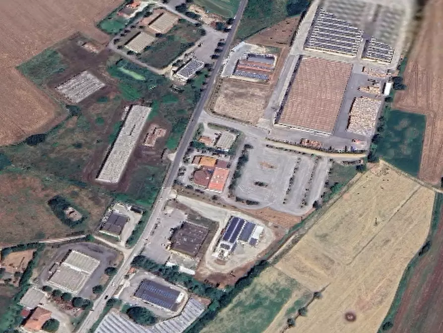 Immagine 12 di Negozio in vendita  in Via Olmini a Panicale