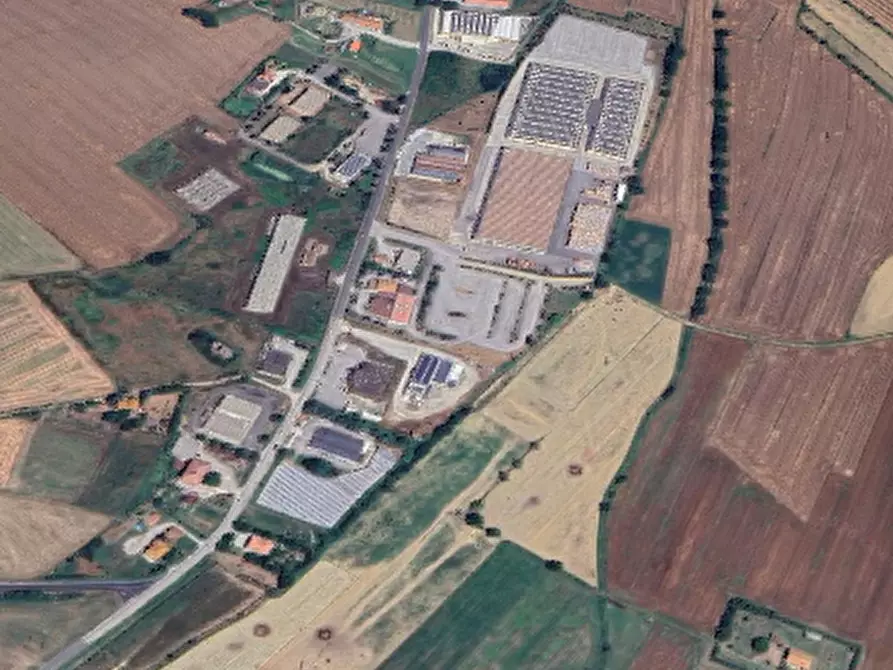 Immagine 15 di Negozio in vendita  in Via Olmini a Panicale