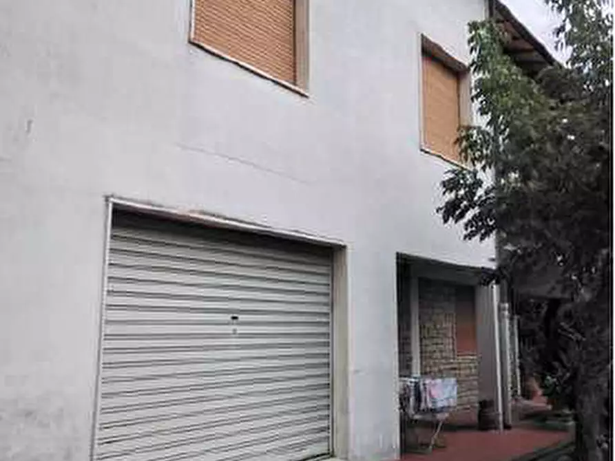 Immagine 12 di Villa in vendita  in Via Provinciale a San Piero A Sieve