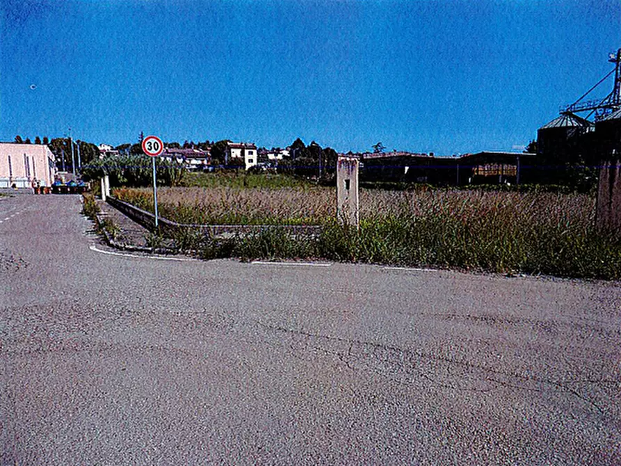 Immagine 13 di Terreno edificabile in vendita  in Via Loc. Acquaiola a Piegaro