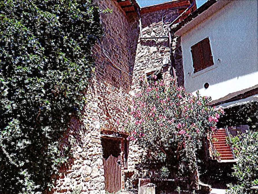 Immagine 5 di Appartamento in vendita  in Via Voc. Refogliano a Piegaro