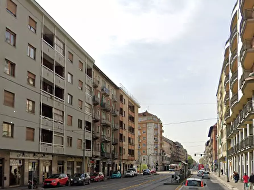 Immagine 2 di Appartamento in vendita  in Corso Giulio Cesare a Torino
