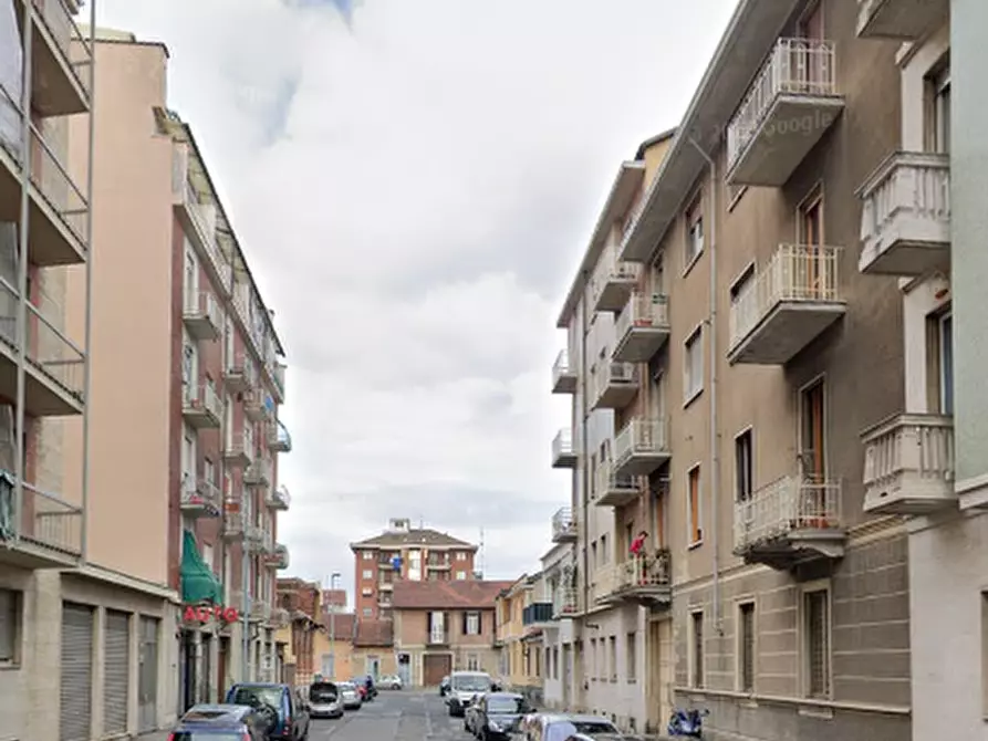 Immagine 2 di Appartamento in vendita  in Via Banchette a Torino